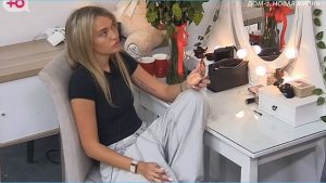 как Ивана Михайличенко готова терпеть новые провокации от Алексея Адеева