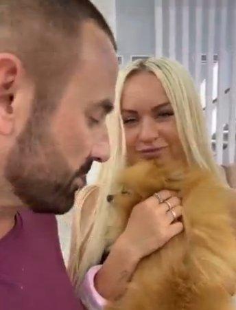 Лёша Адеев укусил Ивану Михайличенко за лицо?
