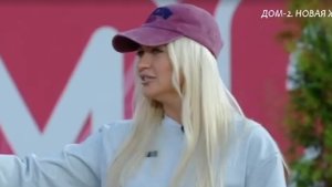 Элина Рахимова намекнула Григорьеву, что хочет от него ребёнка