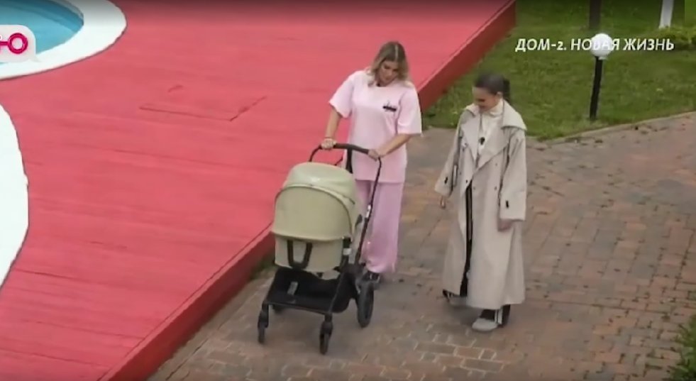 Яна Фиткевич проговорилась, что Ромашовы будут растить дочку на Доме 2