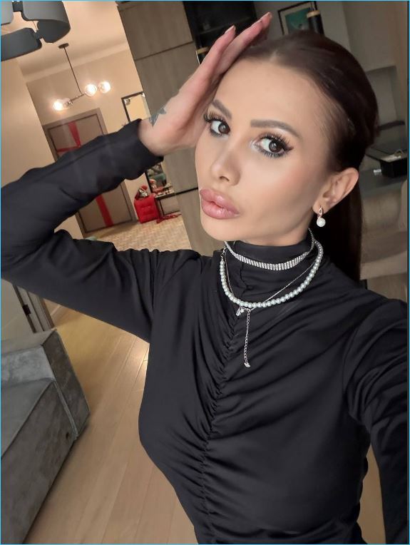 Клавдия Безверхова похвастала своими музыкальными успехами Клавдия Безверхова похвастала своими музыкальными успехами