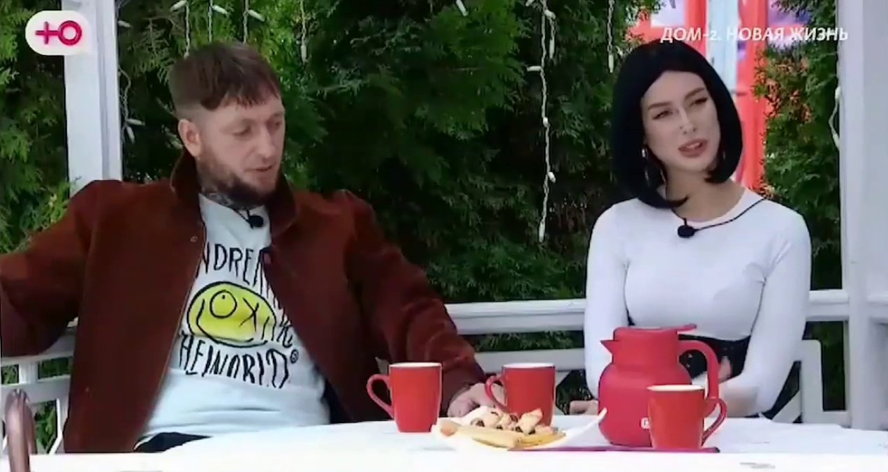 Вероника Строгонова уверена, что Артюшенко использует отношения с Ермаковой для прикрытия Вероника Строгонова уверена, что Артюшенко использует отношения с Ермаковой для прикрытия