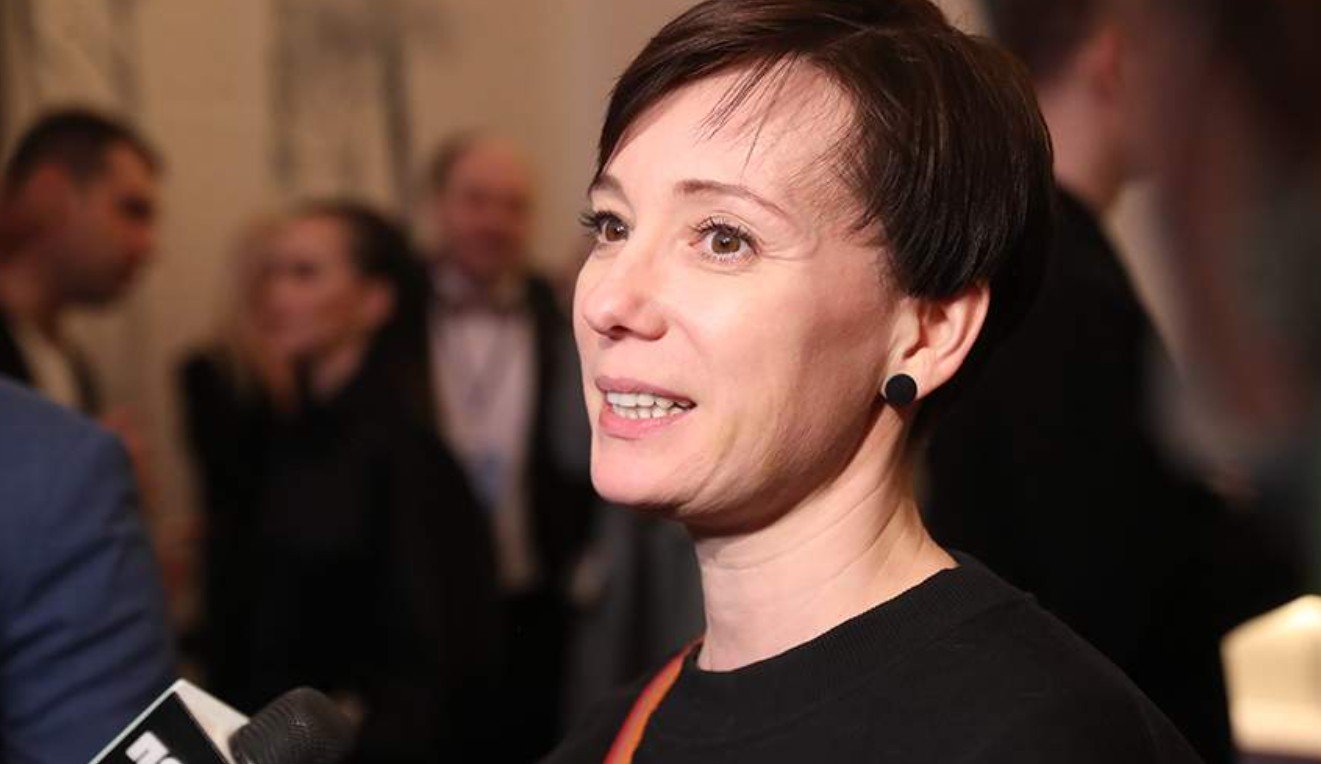 Чулпан Хаматова пожаловалась на враждебное отношение к ней за границей Чулпан Хаматова пожаловалась на враждебное отношение к ней за границей
