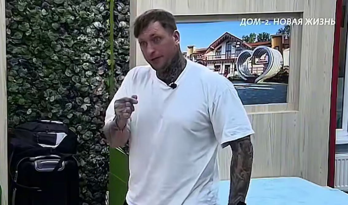 Элине Рахимовой пообещал вражду Денис Артюшенко Элине Рахимовой пообещал вражду Денис Артюшенко